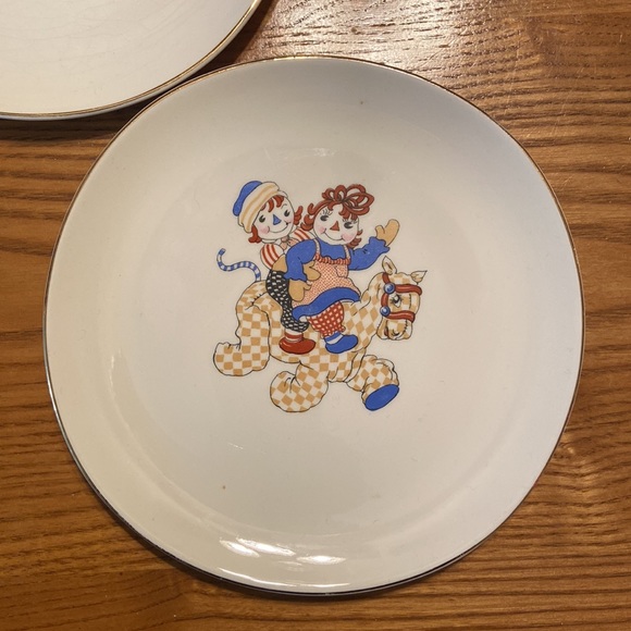 Vintage Raggedy Ann & Andy Ware by Crooksville USA 1940’s set of 2 Plates - Picture 3 of 12